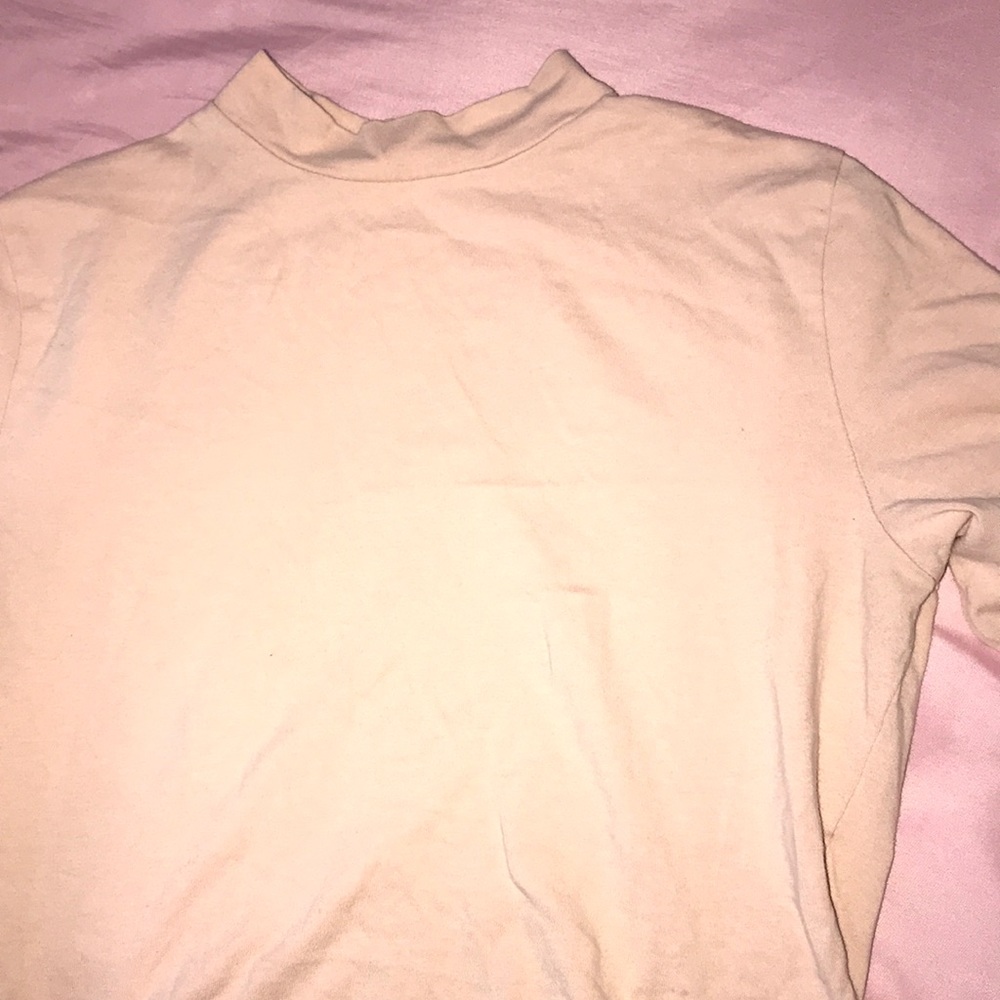 Cropped Light Pink Long Sleeve Shirt